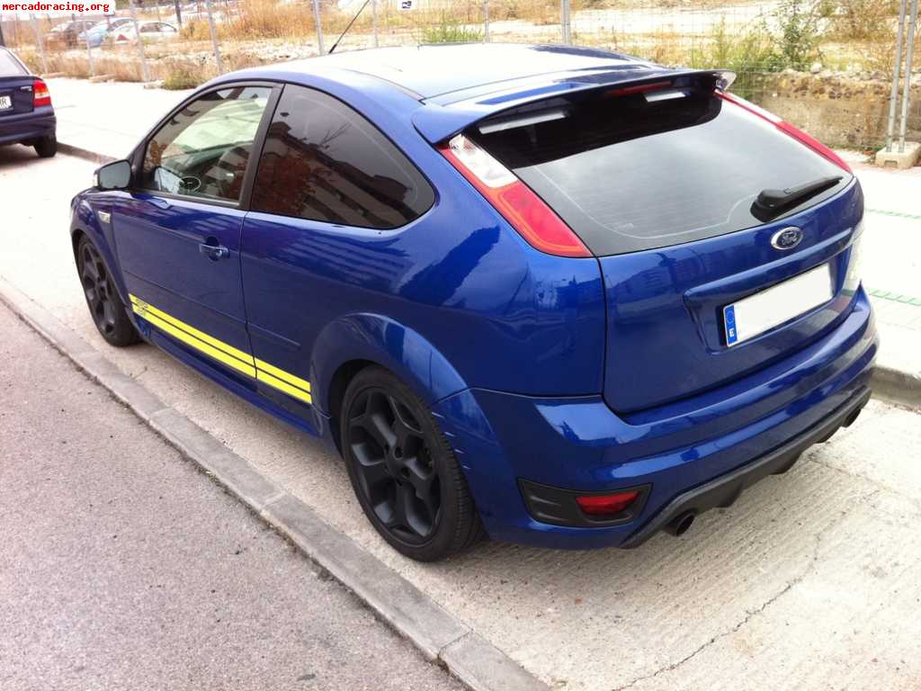 Vendo ford focus st 2.5 t 2006 con chuches impecable!!cholli