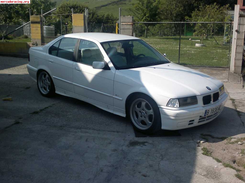 Vendo o cambio por coche y dinero bmw 325i  e 36 por 2500 ne