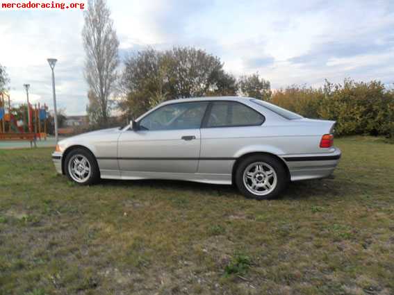 Se vende o se cambia bmw 320 coupe  e36 