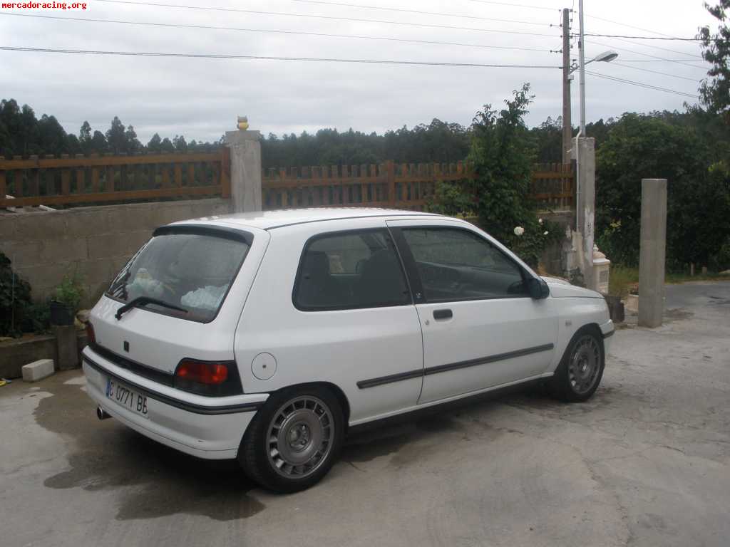 Vendo o cabio clio 16v