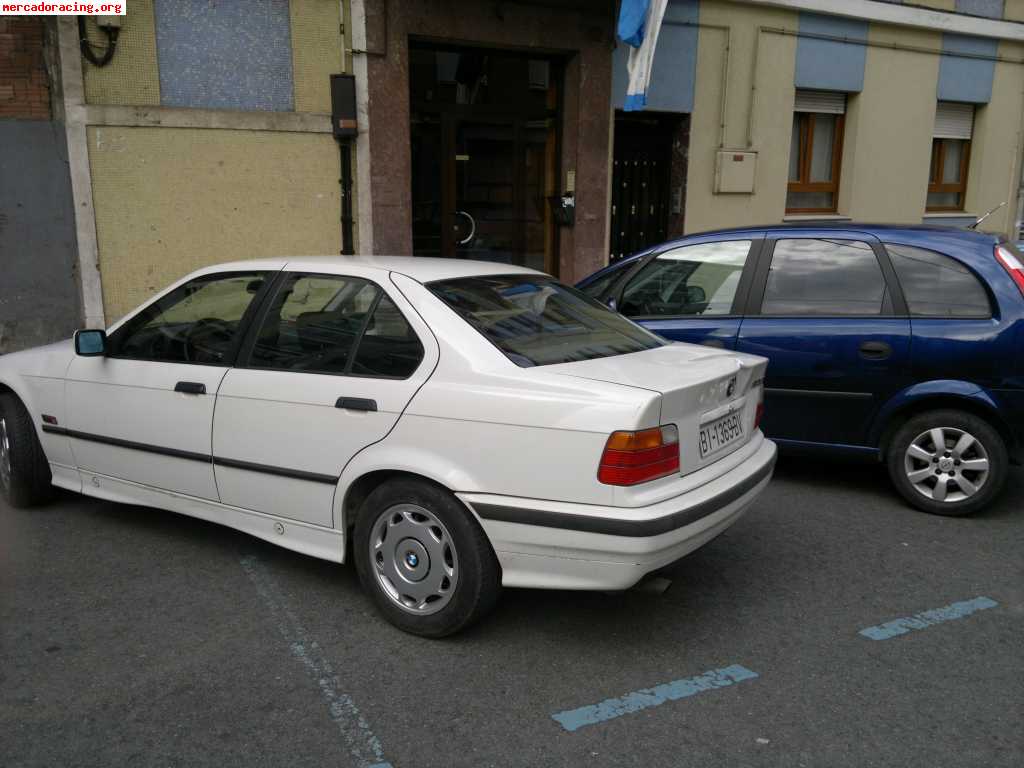 Se vende bmw320i lleva 6 cilindros 2000 euros
