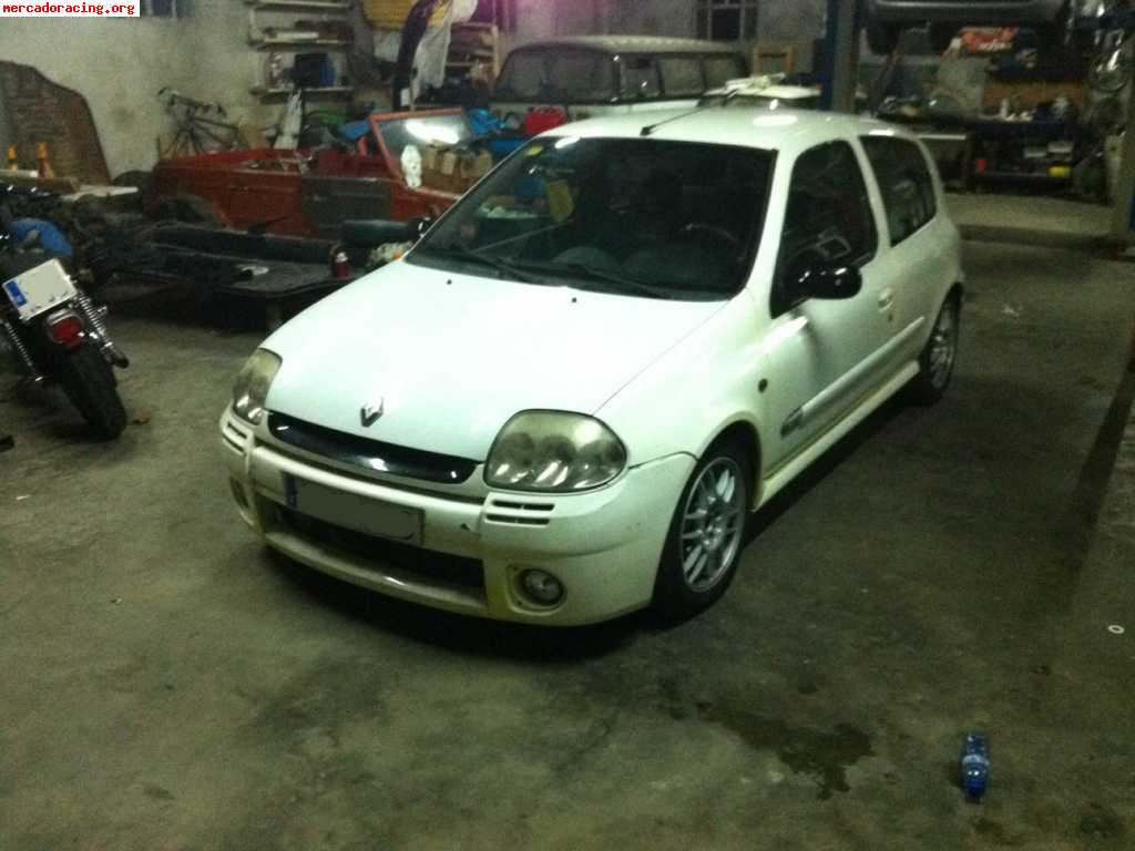 Clio sport fase i                        2.800 euros/ ofertó