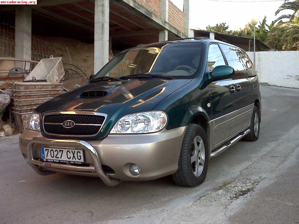Se vende kia carnival solo 41.000km 8.500eur