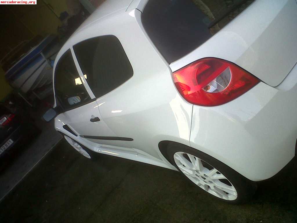 Se vende renault clio sport 200cv