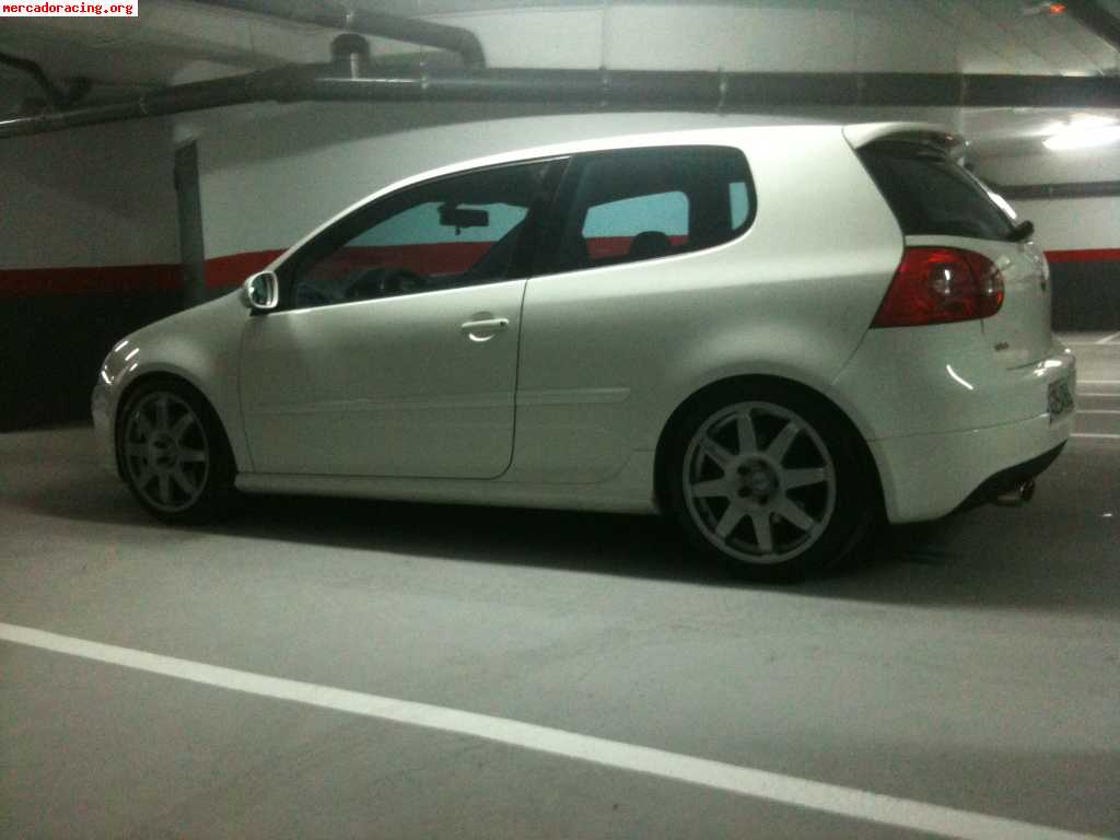 Golf v gti 240cv