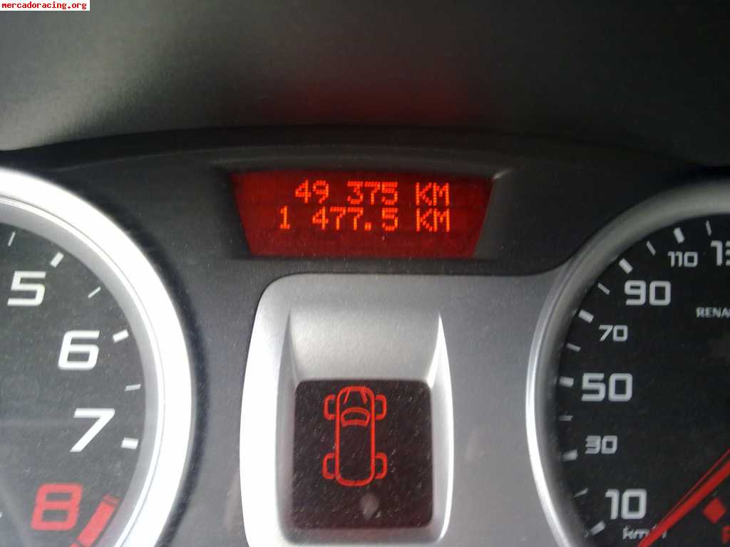 Se vende clio f1 team 2.0 16v 200 cv 3p
