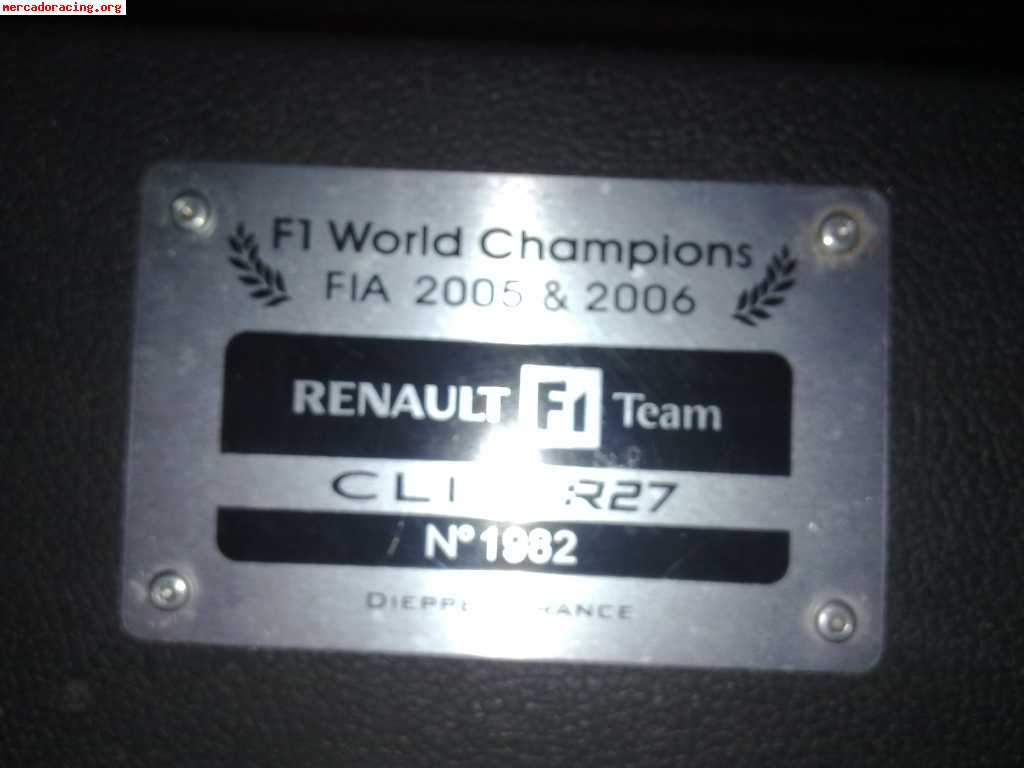 Se vende clio f1 team 2.0 16v 200 cv 3p