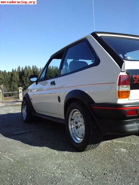 Vendo ford fiesta xr2 año 88 muy cuidado