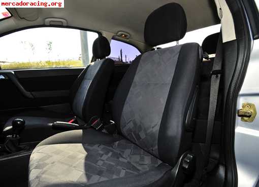 Astra 3 puertas  16 16v contort 100cv 2.100€