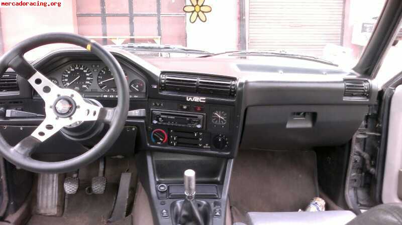 Vendo bmw 318i e30