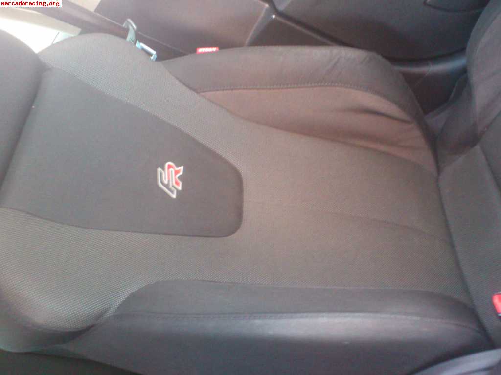 Se vende seat leon fr mk2 finales del 2006 color negro