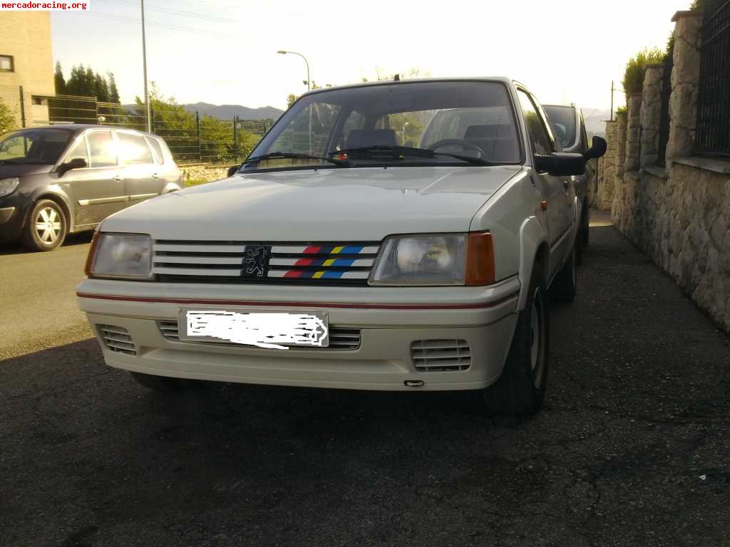 Se vende o se cambia 205 rallye