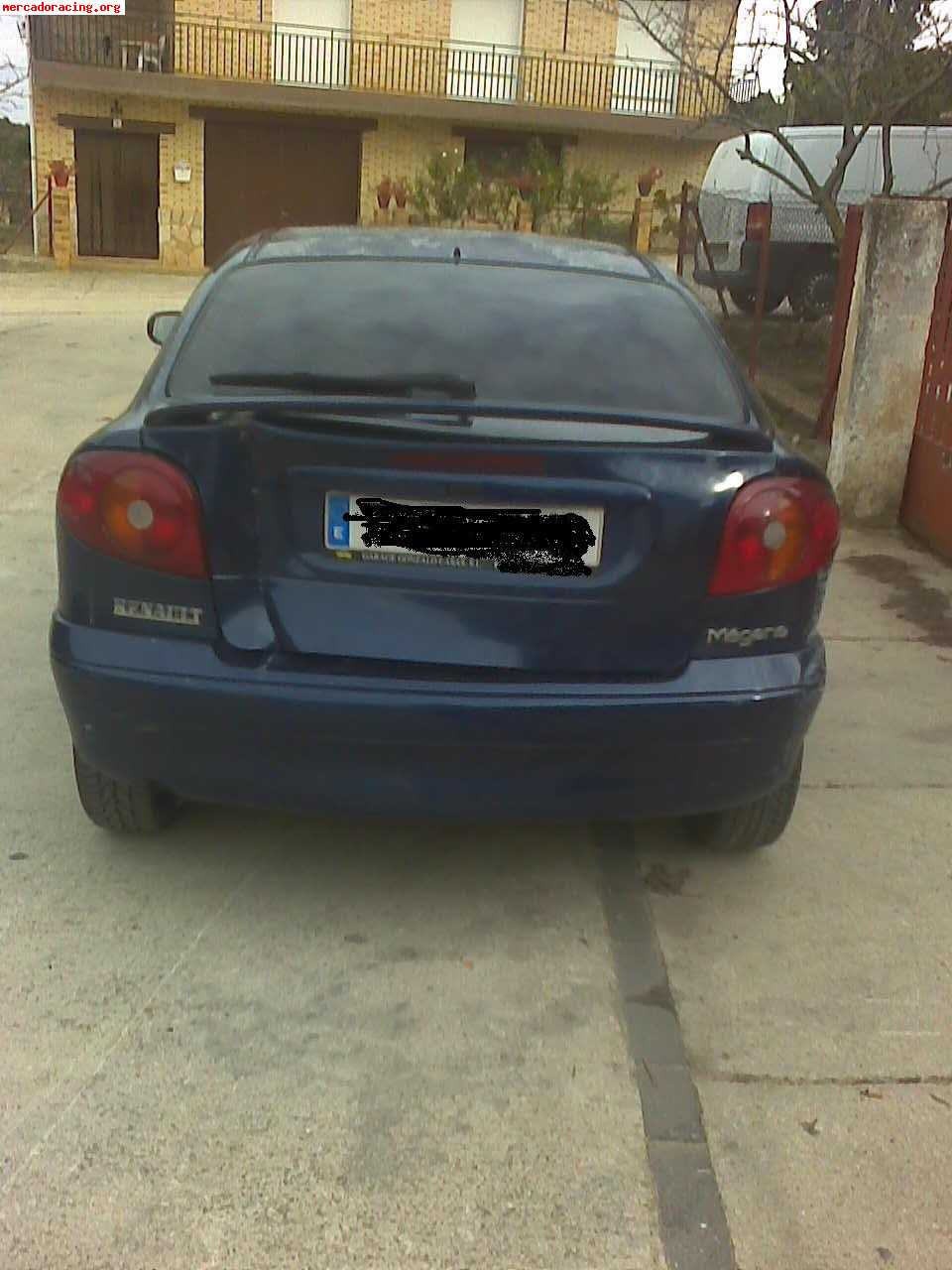 (navarra)   renault megane 1.9 dci año 2001