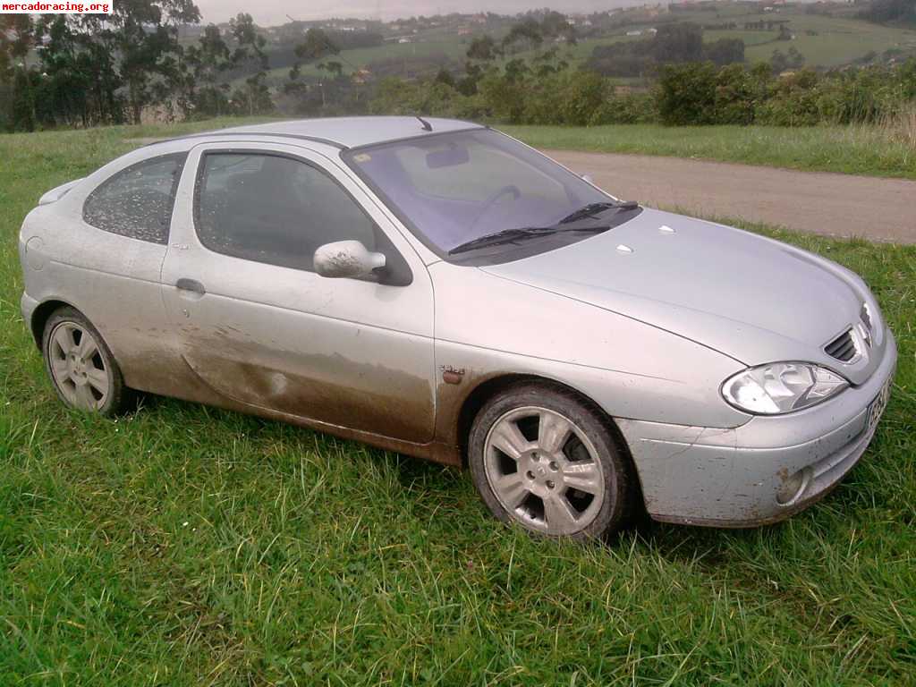 Renault megane coupe 2.0 16v 1500€(averia) 