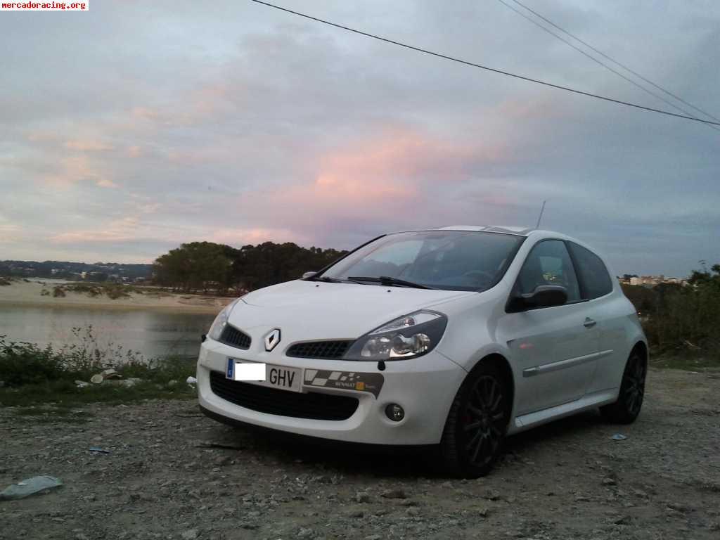 Clio f1  team