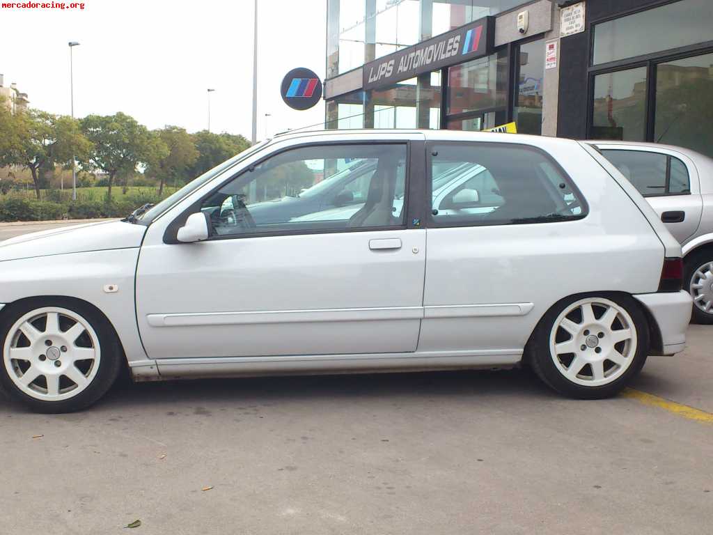 Clio 16v