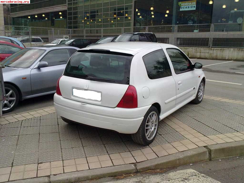 Renault clio sport 