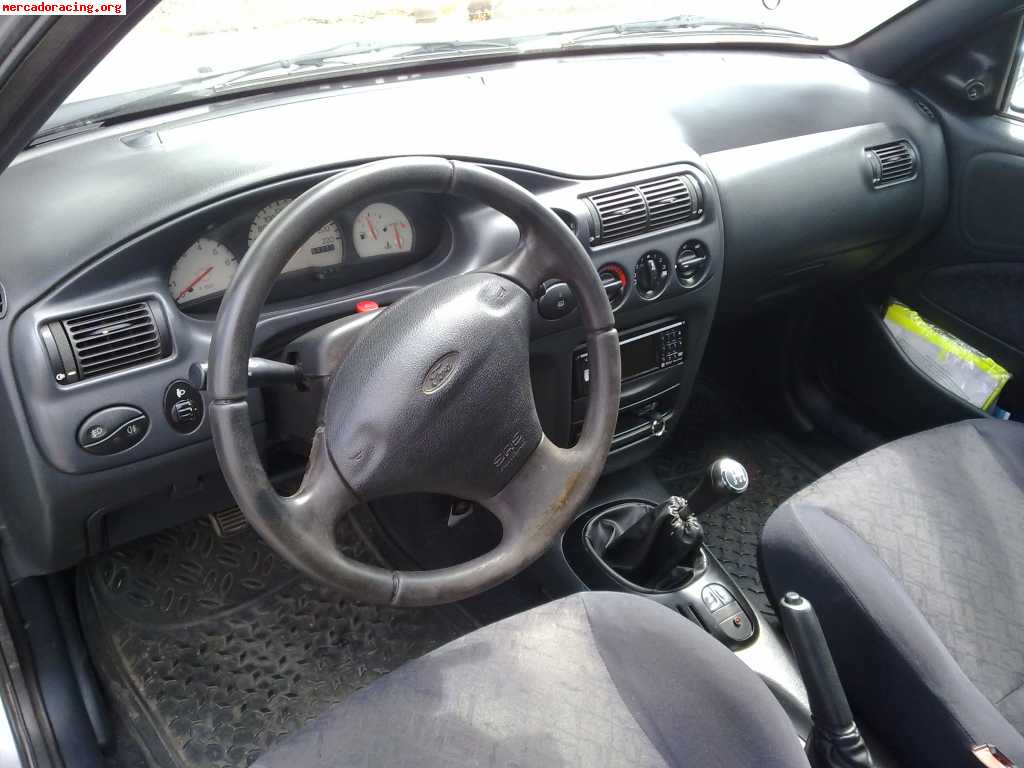 Ford escort xri 800€