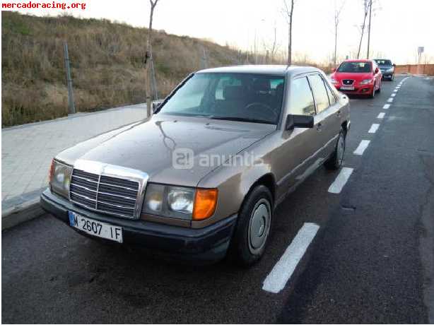 Mercerdes benz 230e con bola perfecto transporte carros port