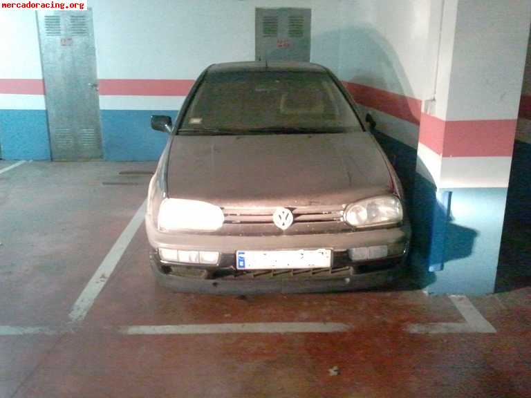 Se vende o se cambia golf vr6