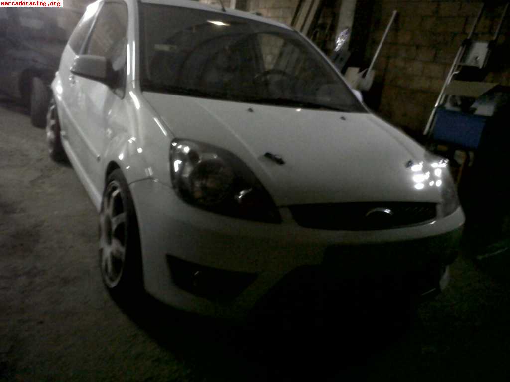 Se vende o se cambia x todoterreno