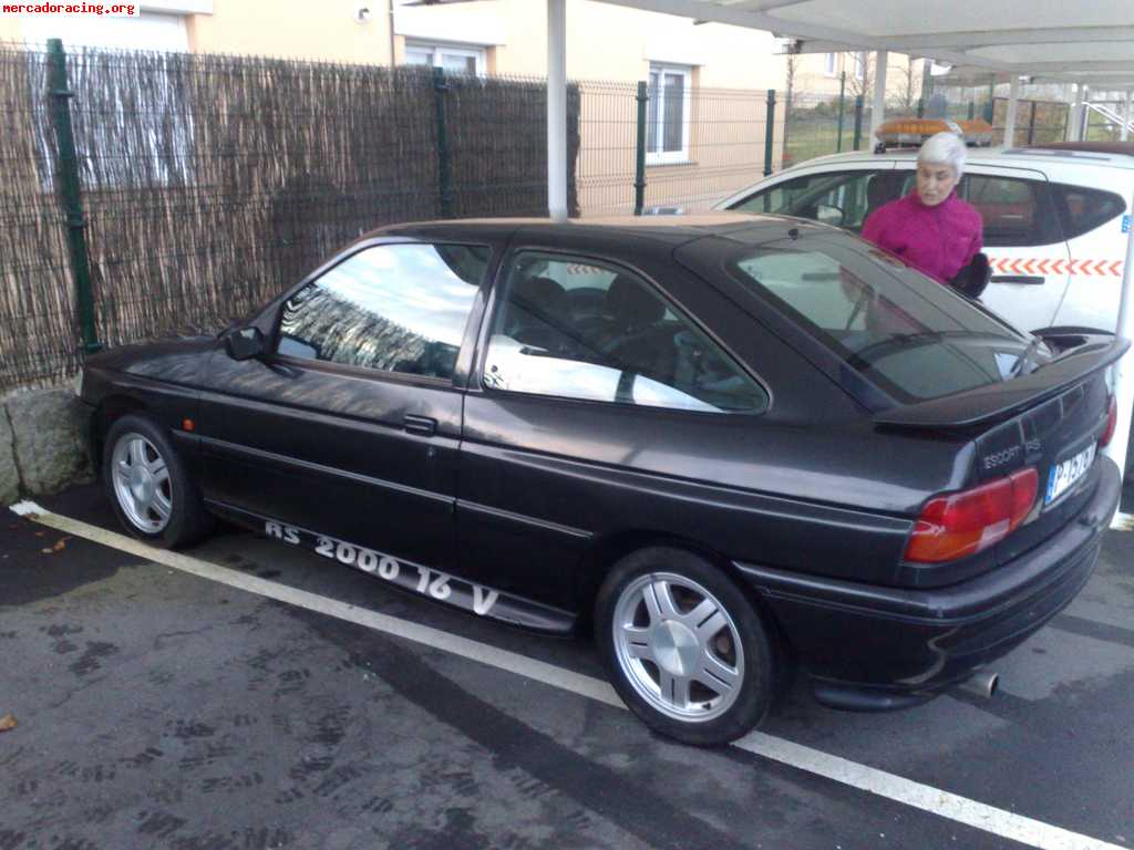 Vendo escort rs2000