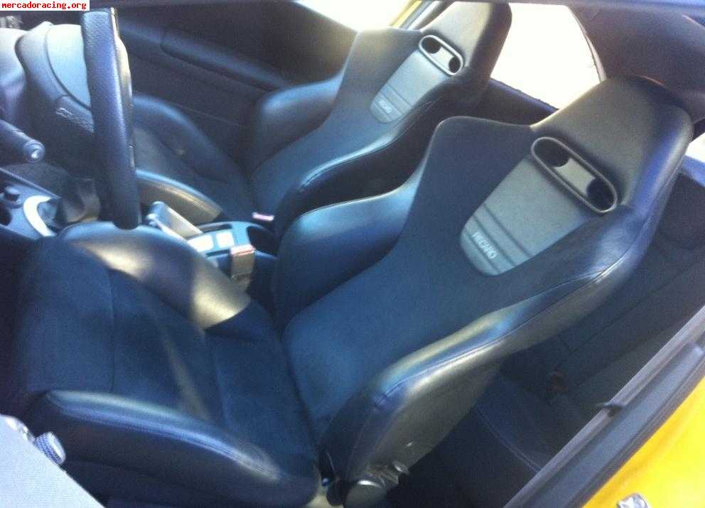 R26 con kit de carroceria, ll 20  y muchisimos extras