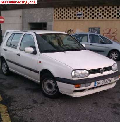 Se vende golf 1.8 90cv blanco serie 3