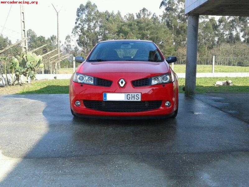 Se vende reanult megane f1 r26