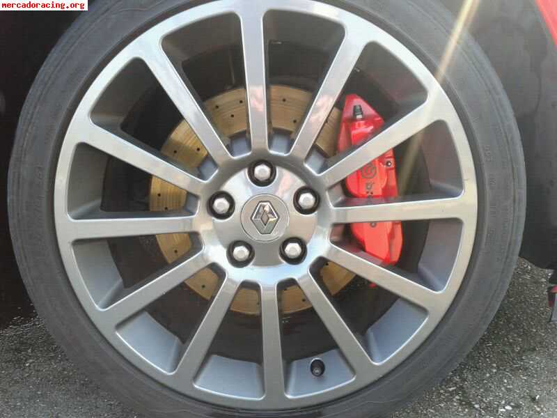 Se vende reanult megane f1 r26