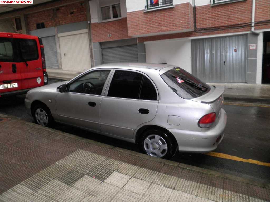 Se vende o se cambia hyundai accent 1.5 gls