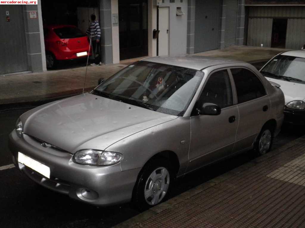 Se vende o se cambia hyundai accent 1.5 gls