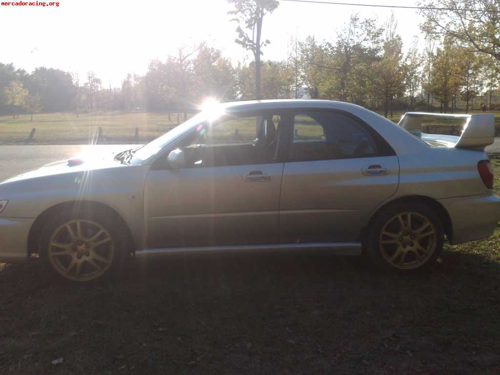 Se vende o se cambia subaru wrx terminacion entera sti,nacio