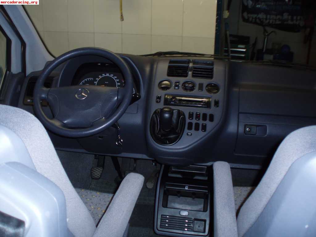 Mercedes v220 año 2003 impecable