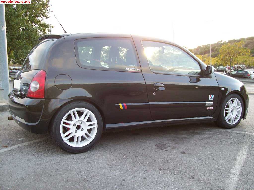 Venta clio sport 2.0 16v 172cv  02