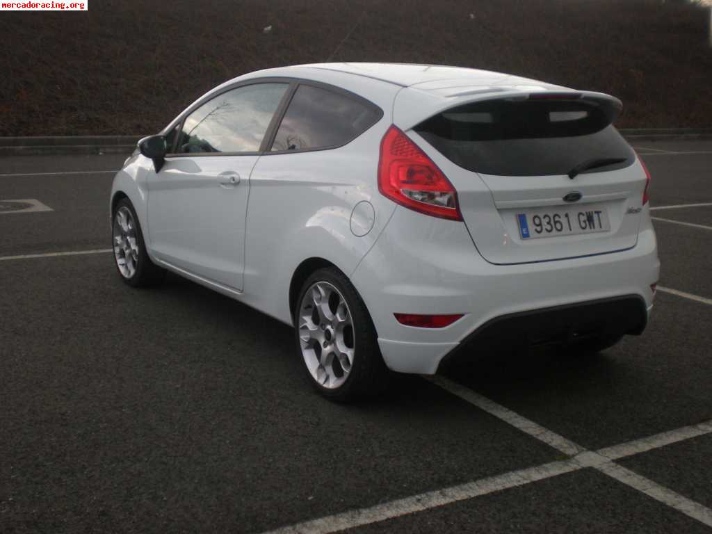 Se vende ford fiesta 1.6 120cv sport