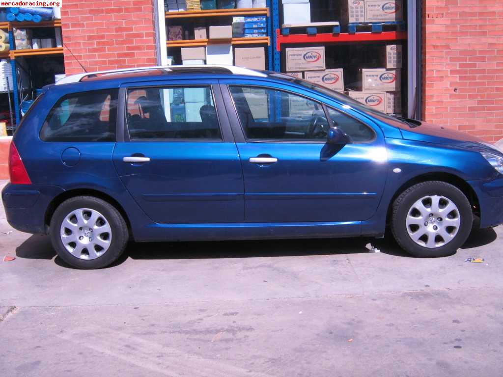 Vendo peugeot 307 hdi del 2006 con techo panoramico 4800e