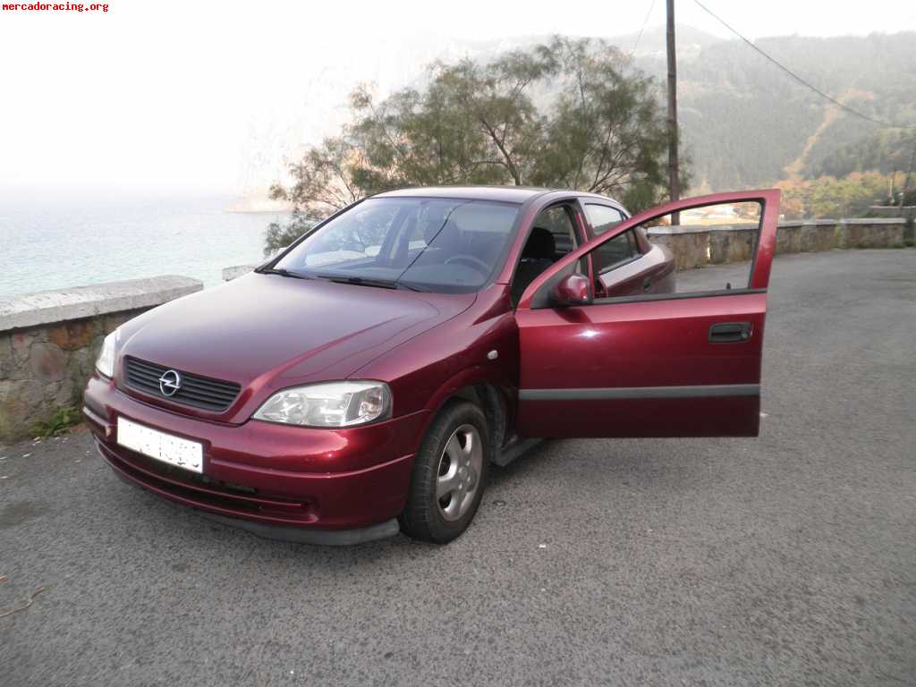 Se vende o se cambia opel astra -bomba inyectora rota-