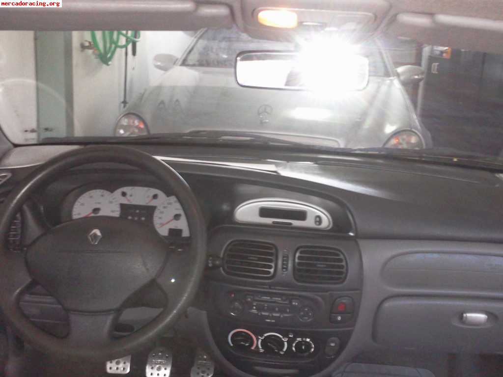 Renault megane coupe sport