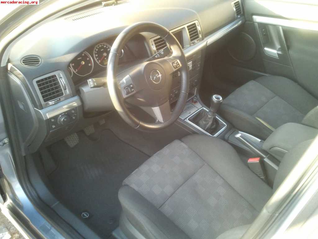 Se vende o se cambia opel vectra c gts 1.9cdti 150cv