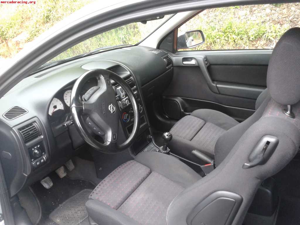 Opel astra sportive 2.0i 147cv