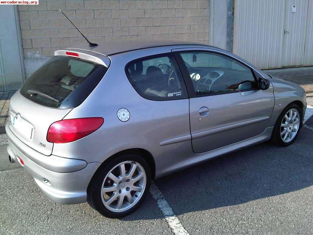 Peugeot 206 gti 136cv 2001.