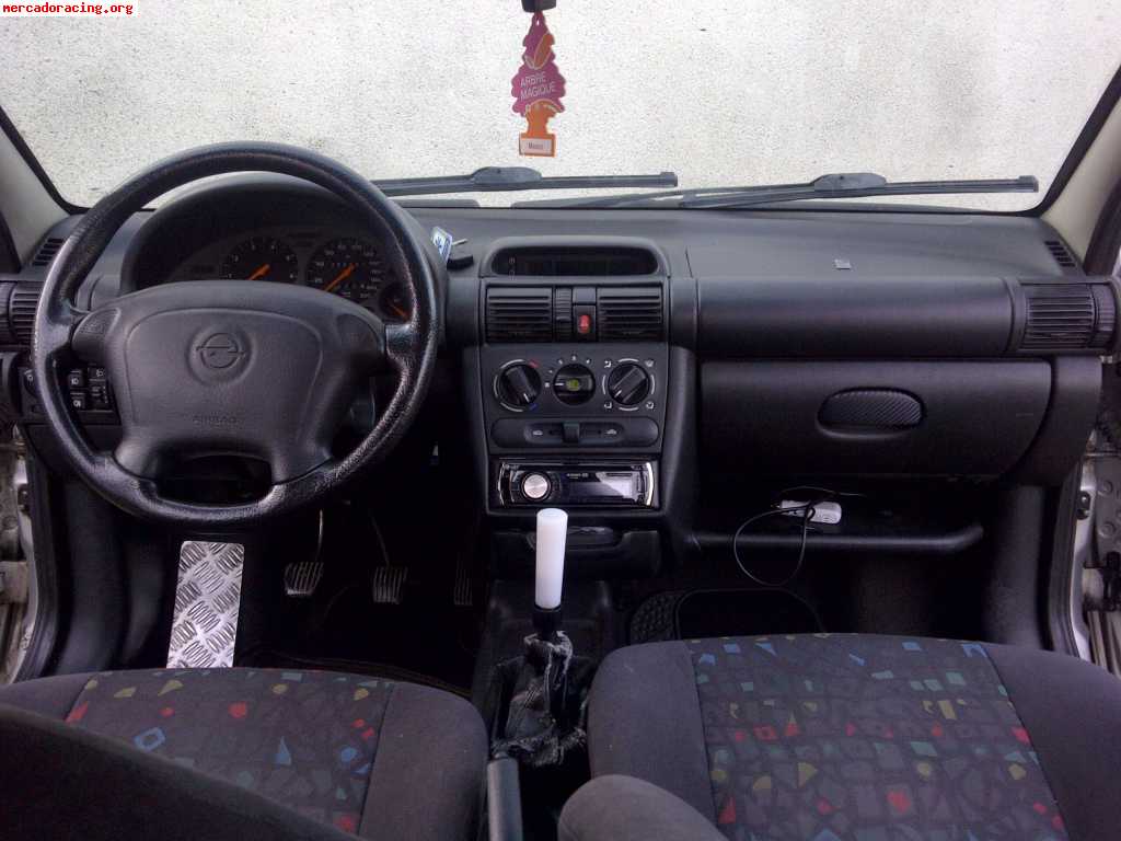 Opel tigra 1.4 16v