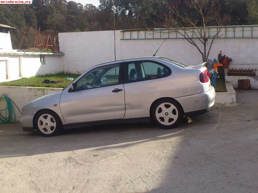 Se vende o cambia cordoba tdi 110cv del 99