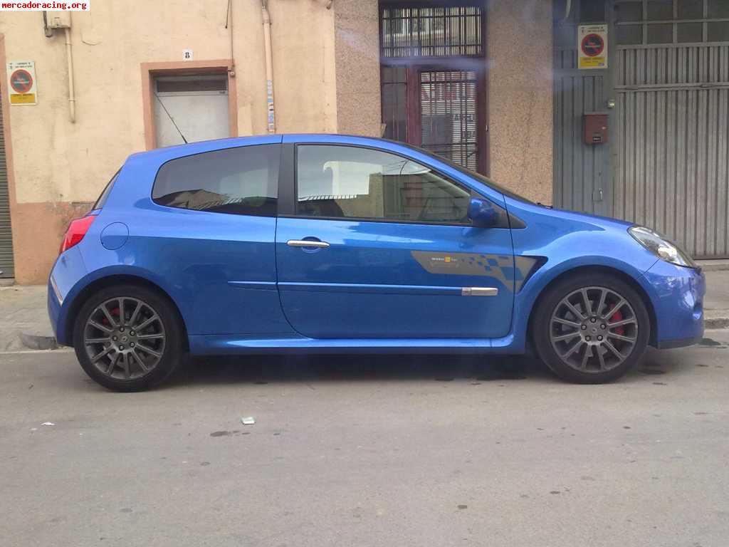 Clio sport f1 team r27