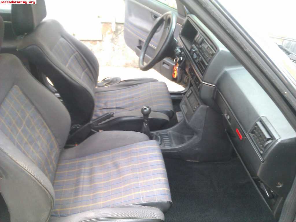 Se vende golf 2 gti 