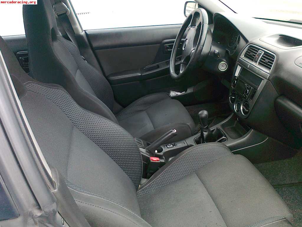Vendo impreza wrx 2004