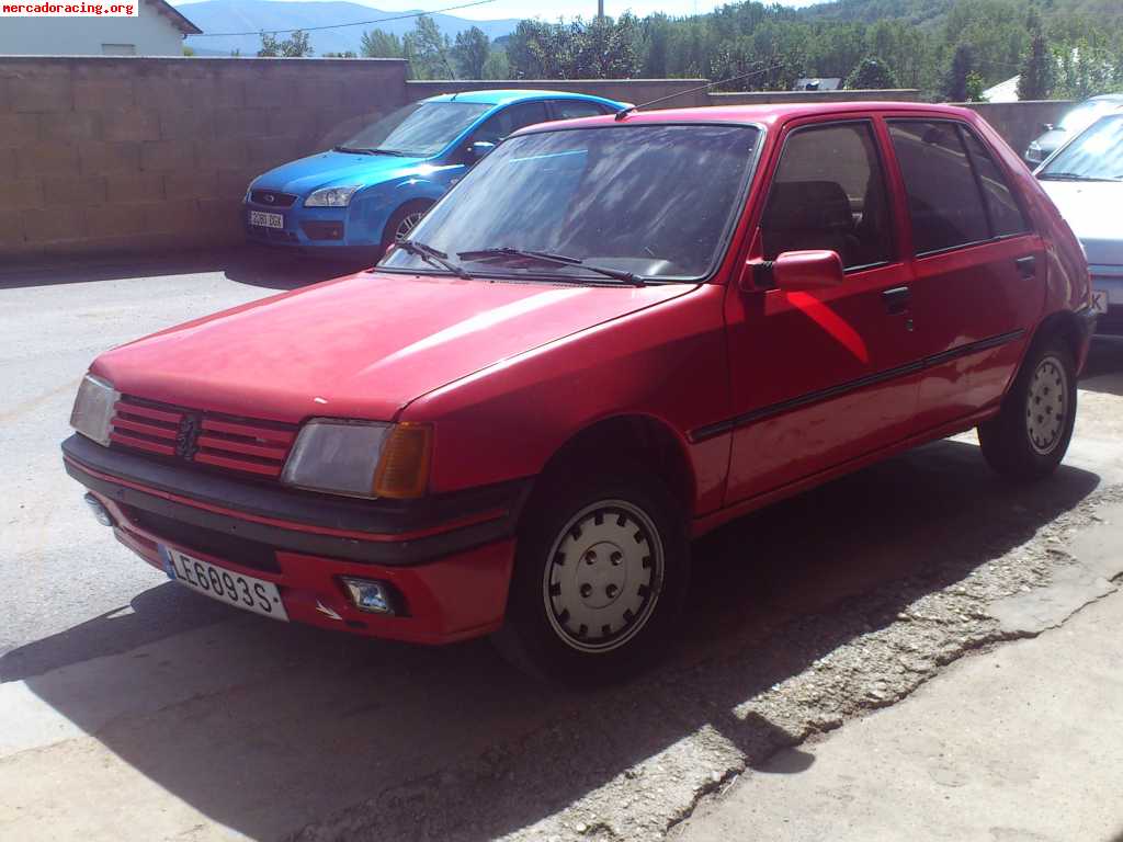 Vendo peugeot 205 600 euros