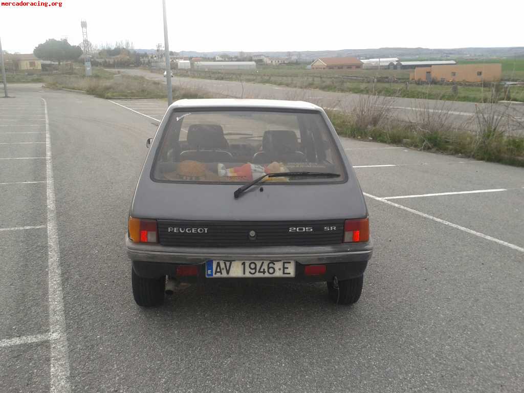 Vendo o cambio peugeot 205 sr gasolina