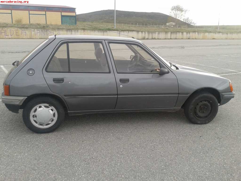 Vendo o cambio peugeot 205 sr gasolina